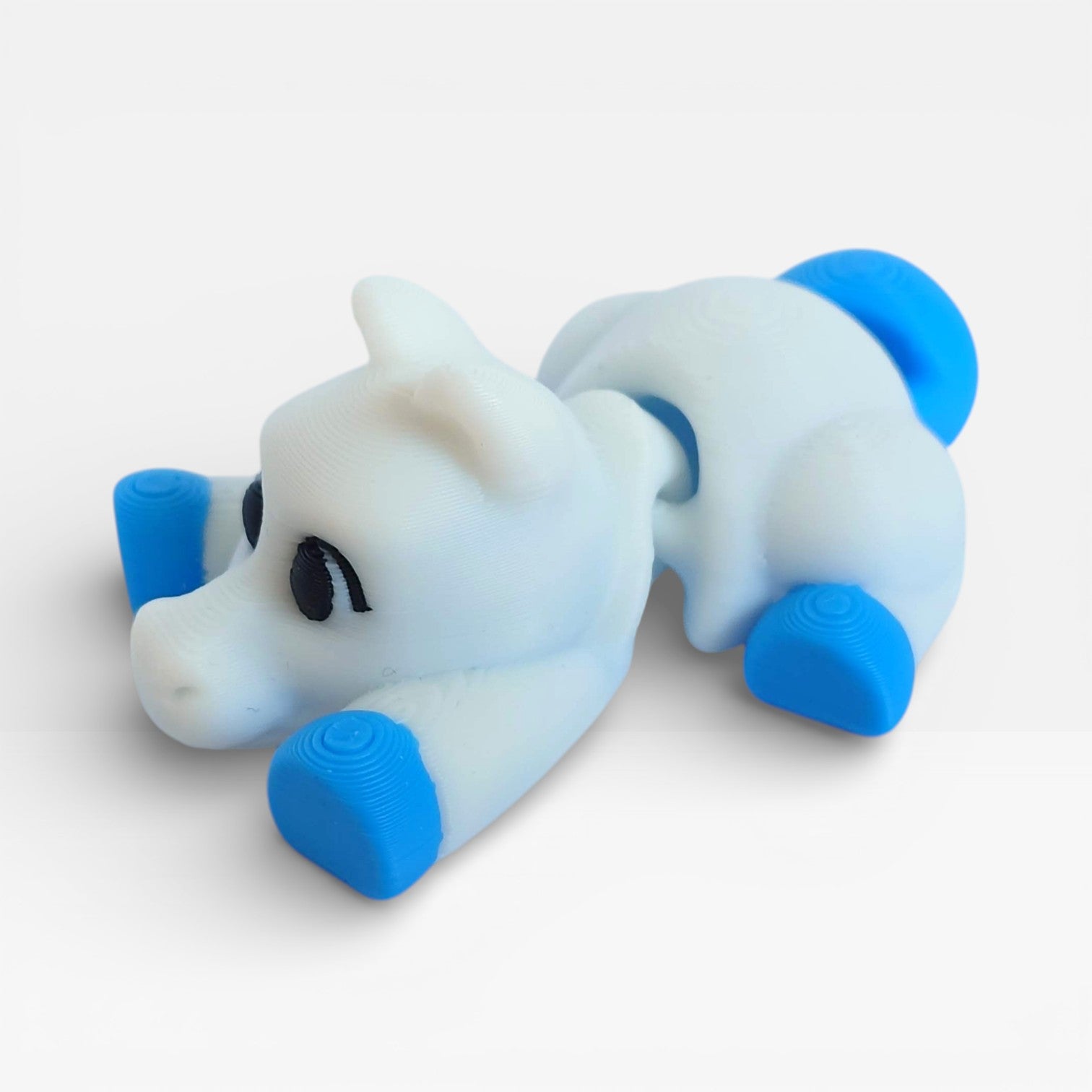 3D spausdintas mini fantastinis gyvūnas (magnetukas).