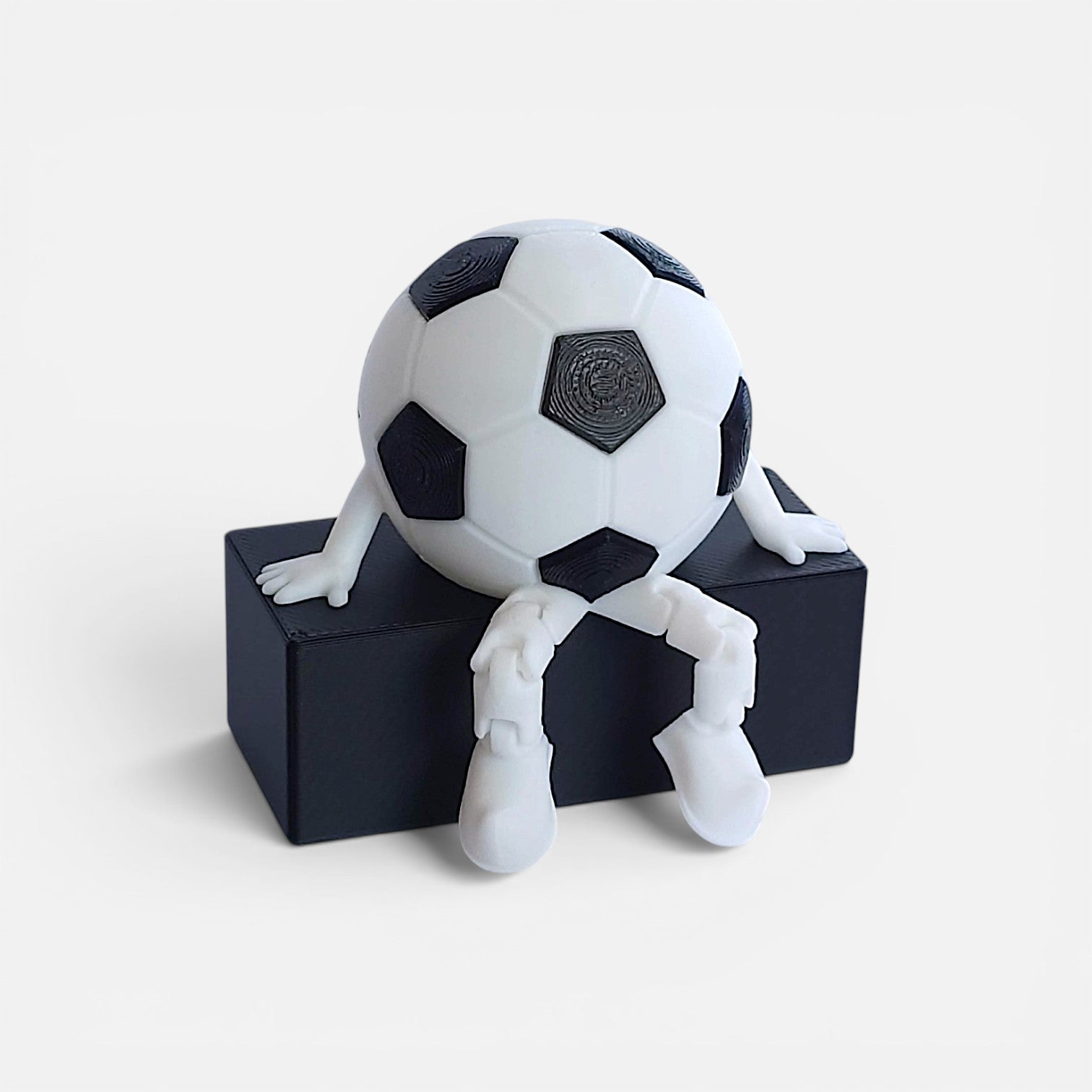 3D spausdintas futbolo kamuolio žaisliukas