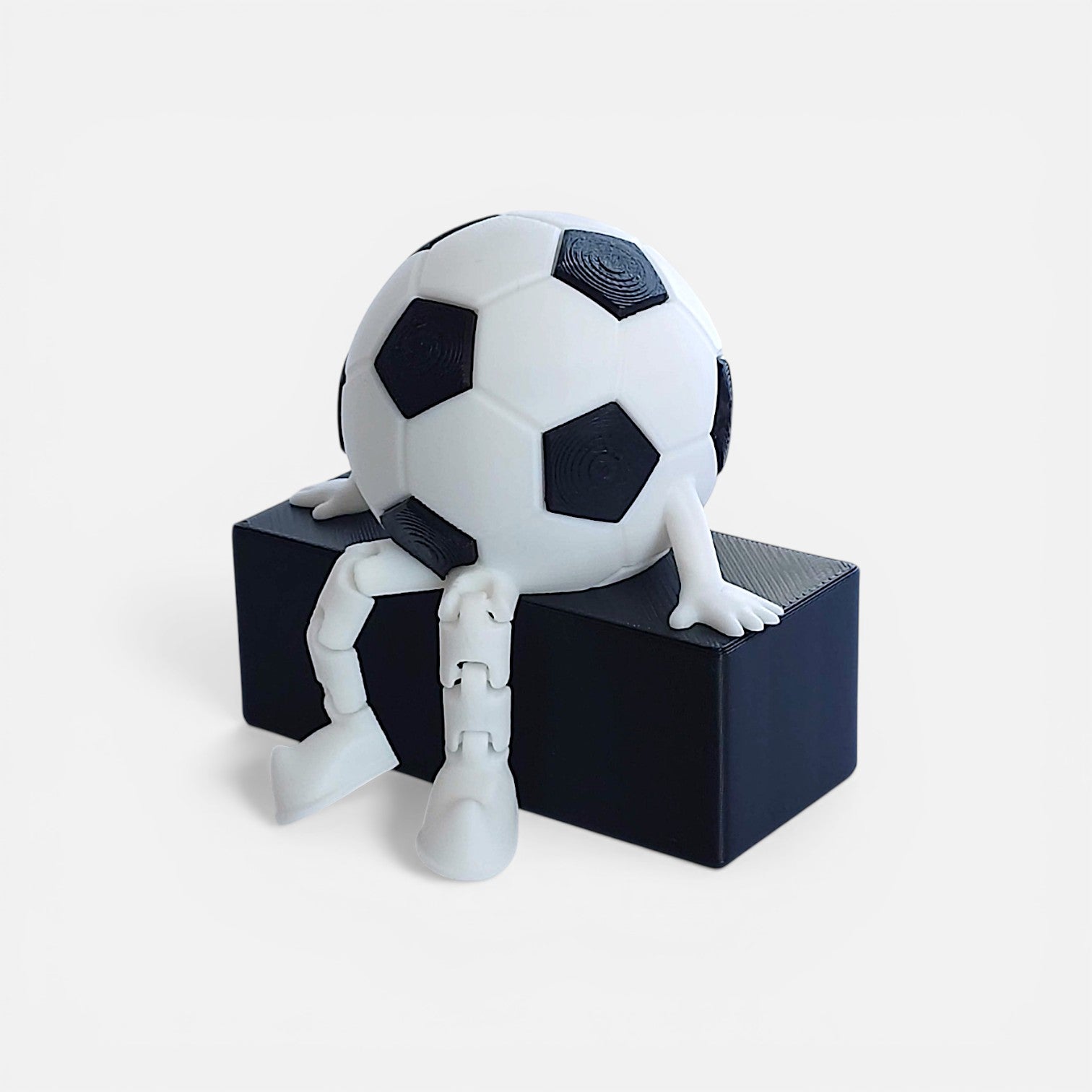 3D spausdintas futbolo kamuolio žaisliukas