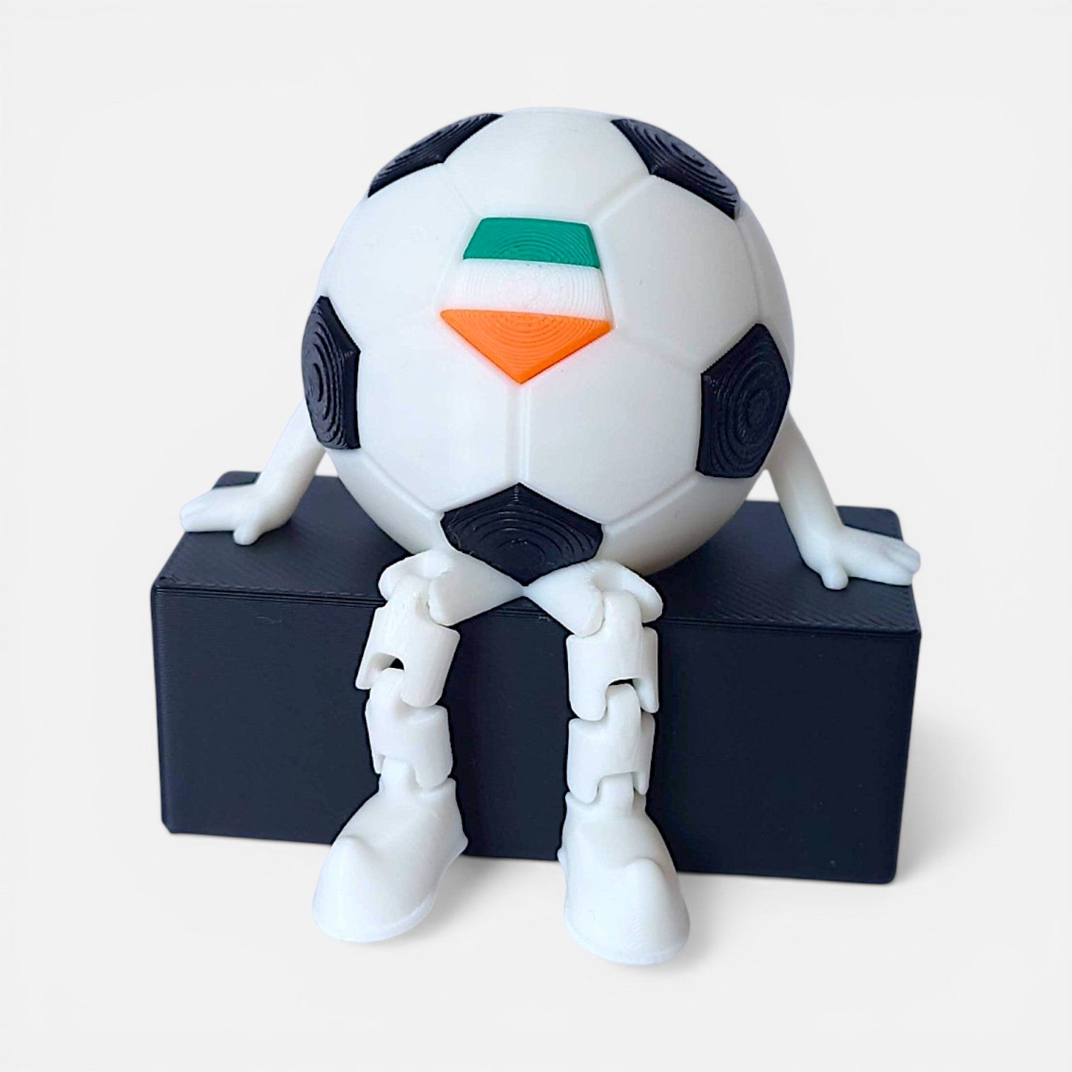 3D spausdintas futbolo draugužis