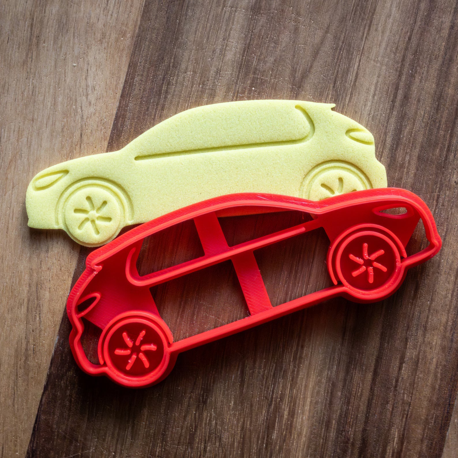 Sportinis automobilis - sausainių formelė