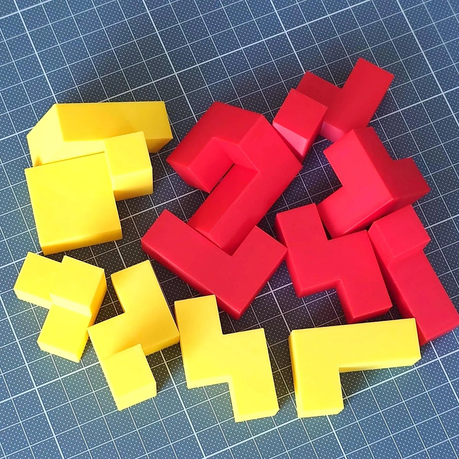 3D spausdintas galvosūkio kubas