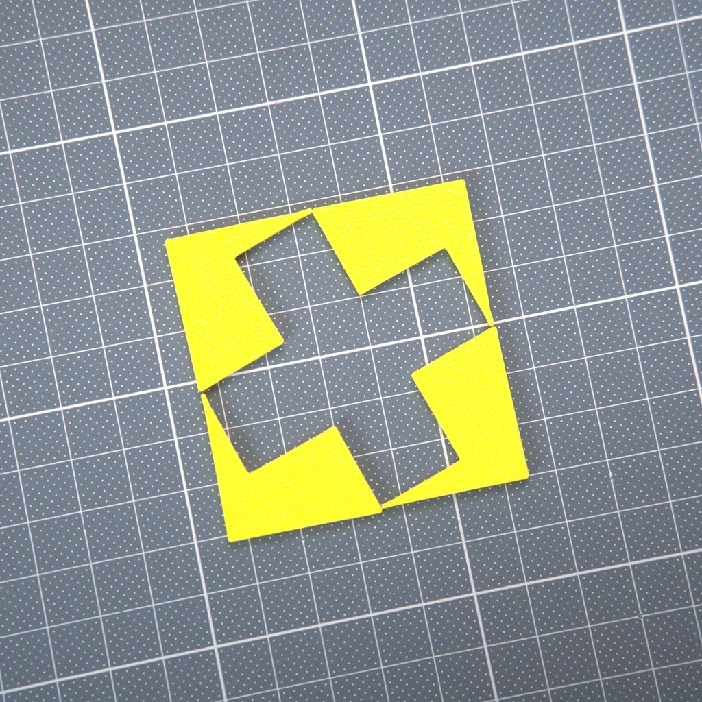 3D spausdintas galvosūkis „Du kryžiai“